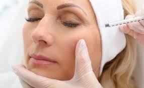 Glatte Falten Injektierbares Hautfüllmittel Hyaluronsäure Juvederm Ultra 3 2*1ml